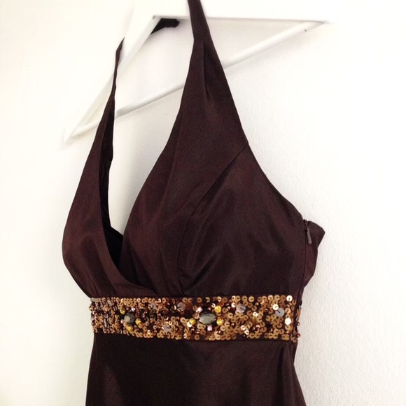 Beautiful Dress from Europe - Picture 2 of 8